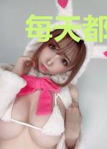 每天都能看到那个游戏大佬和美妆男神发糖