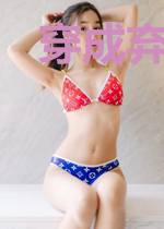 穿成弃妃后她躺赢了